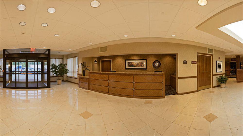 Holiday Inn Express Boston Brockton By Ihg מראה חיצוני תמונה