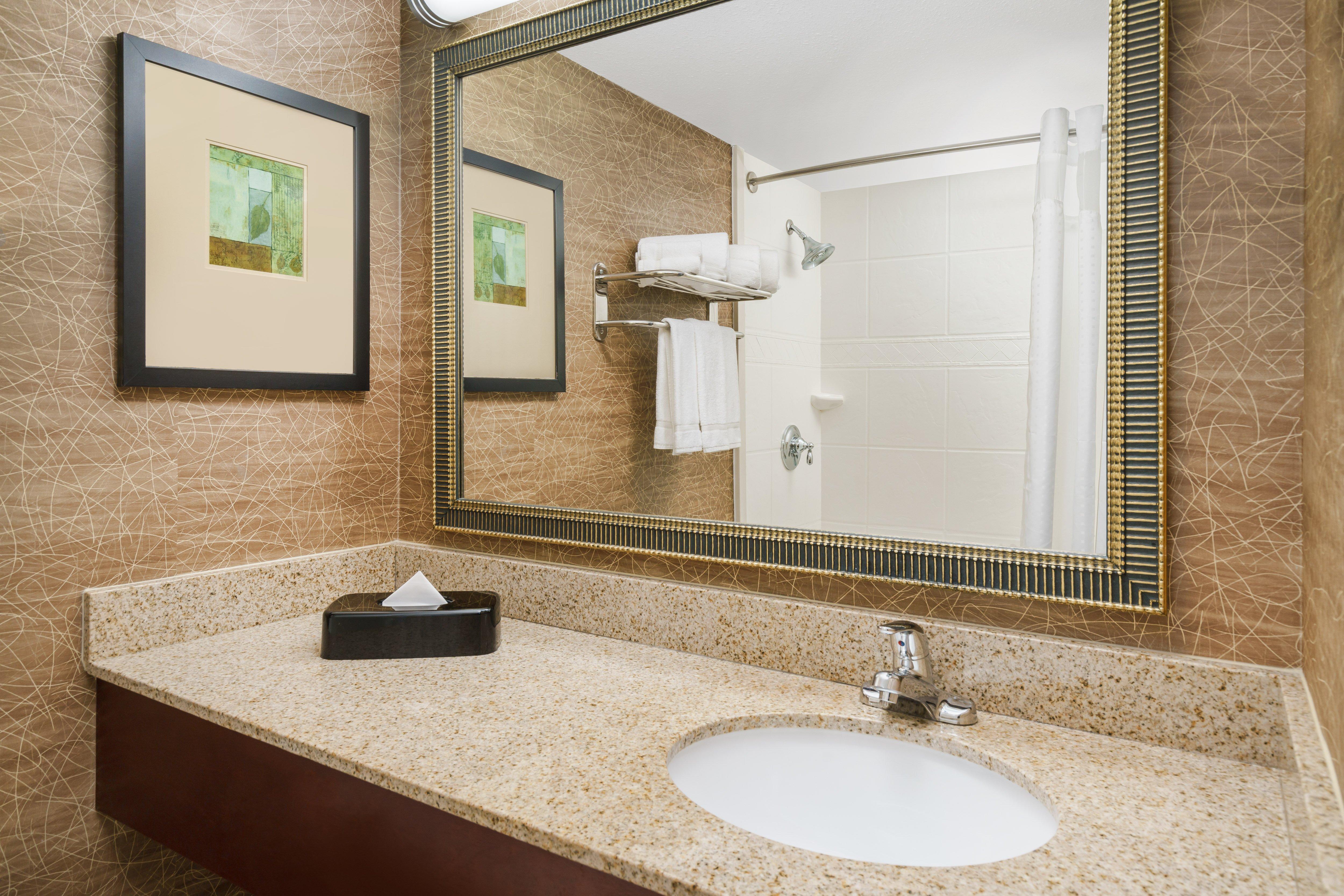 Holiday Inn Express Boston Brockton By Ihg מראה חיצוני תמונה
