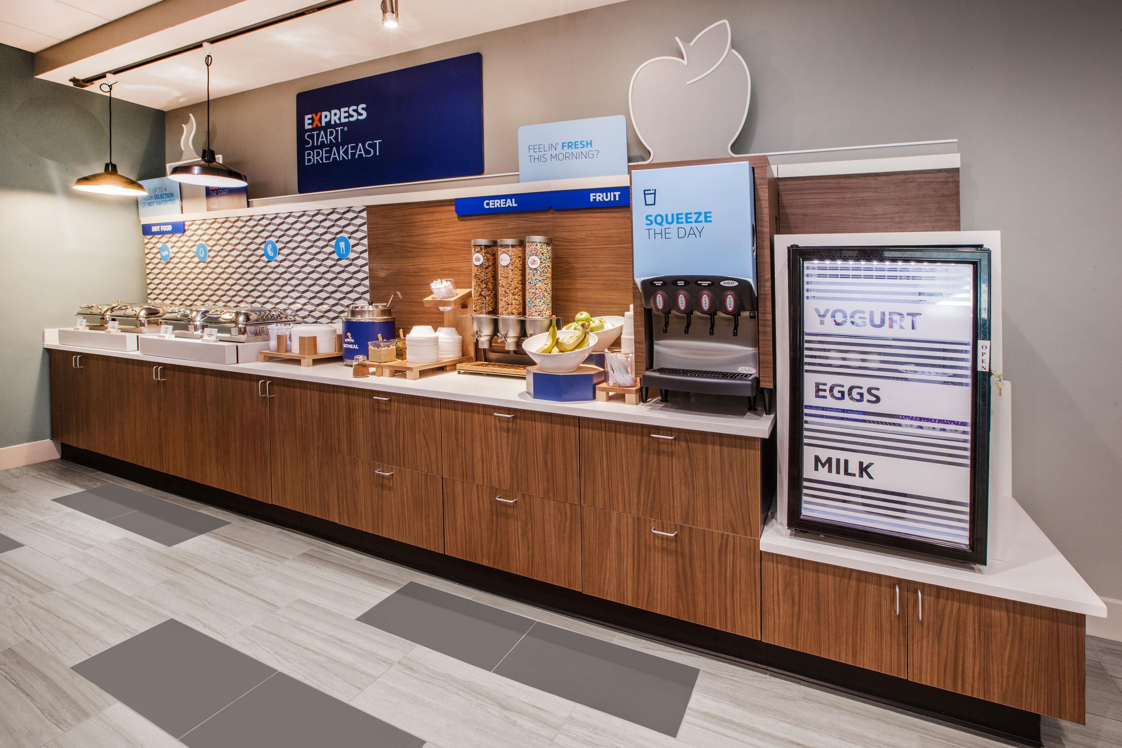Holiday Inn Express Boston Brockton By Ihg מראה חיצוני תמונה