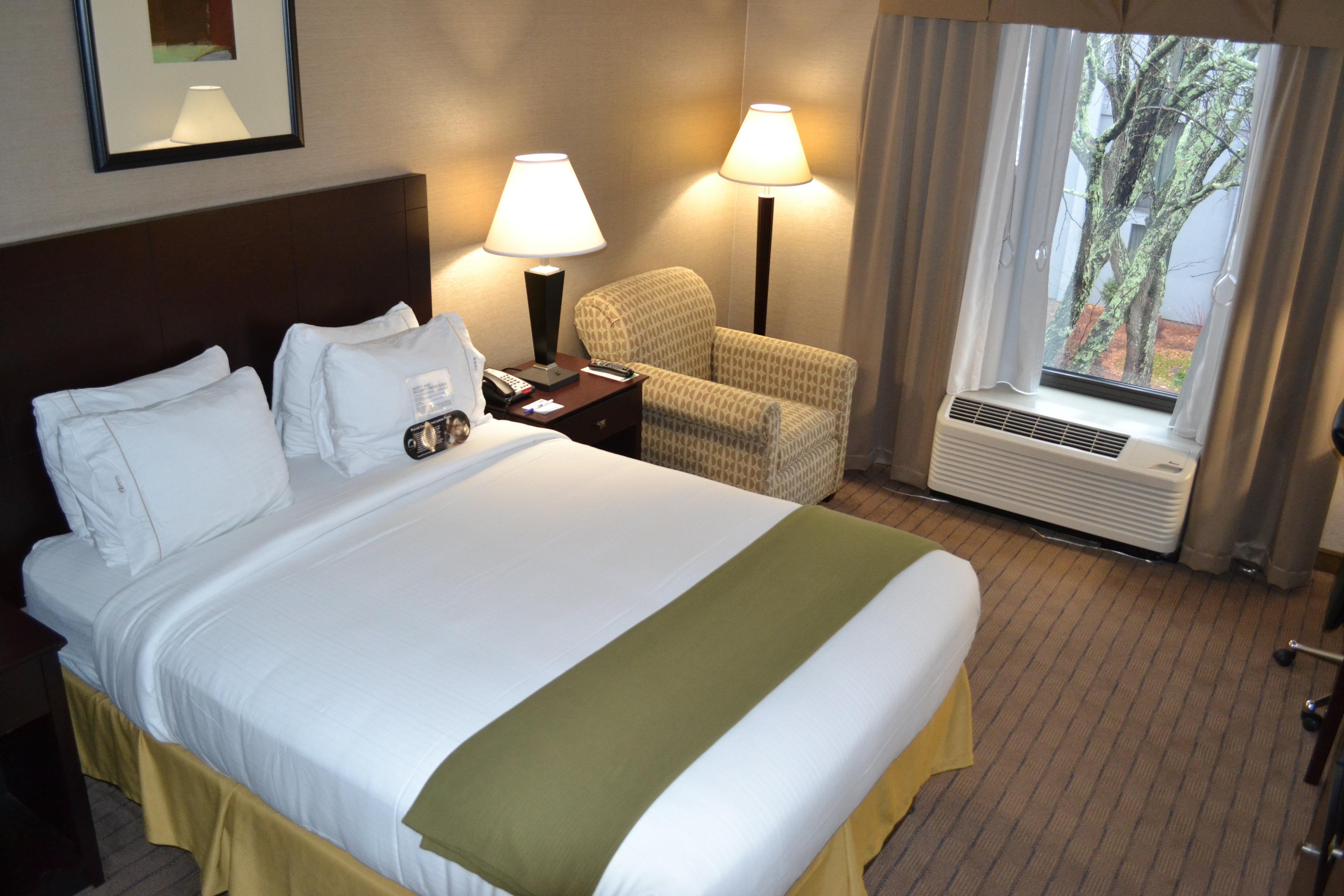 Holiday Inn Express Boston Brockton By Ihg מראה חיצוני תמונה