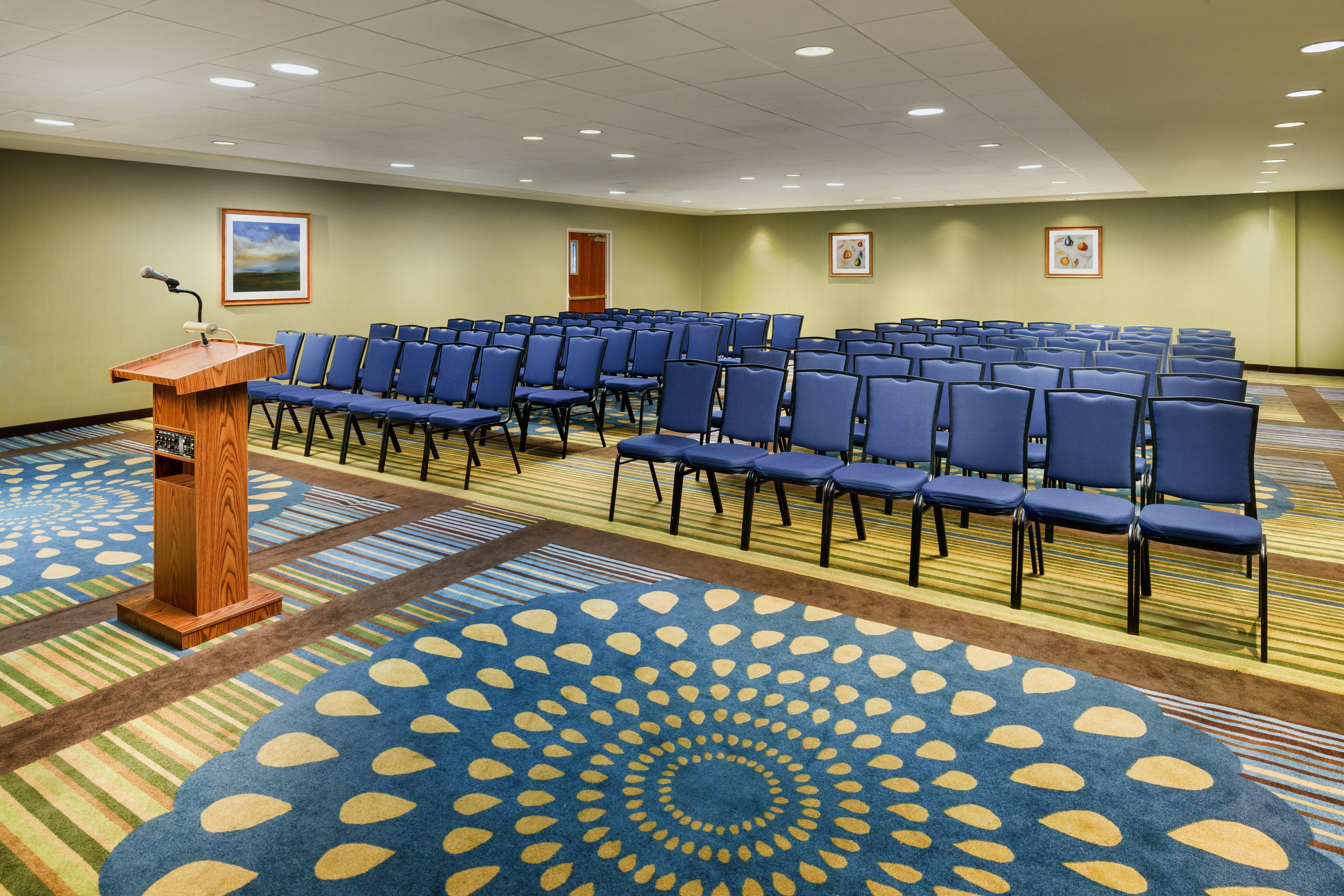 Holiday Inn Express Boston Brockton By Ihg מראה חיצוני תמונה